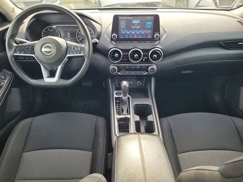 Used 2024 Nissan Sentra SV FWD image 13