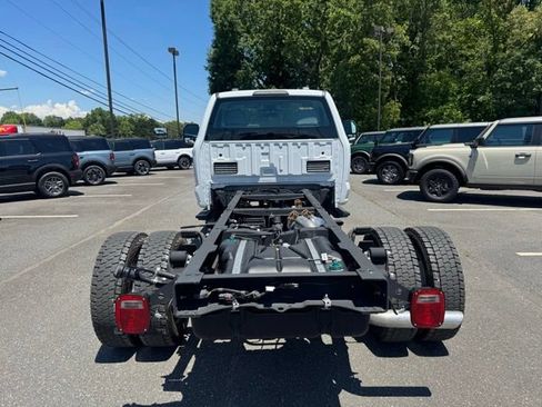 Used 2025 Ford F550 2WD Regular Cab Super Duty w/ XL Chrome Package image 7