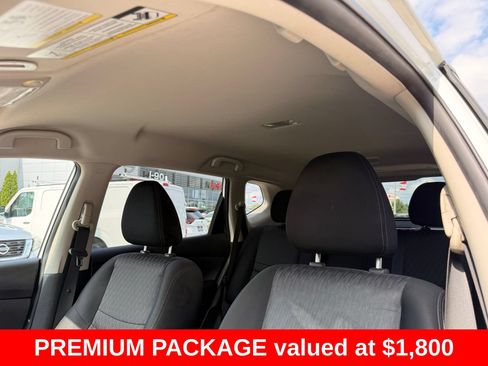 Used 2019 Nissan Rogue SV w/ Premium Package AWD/4WD image 25