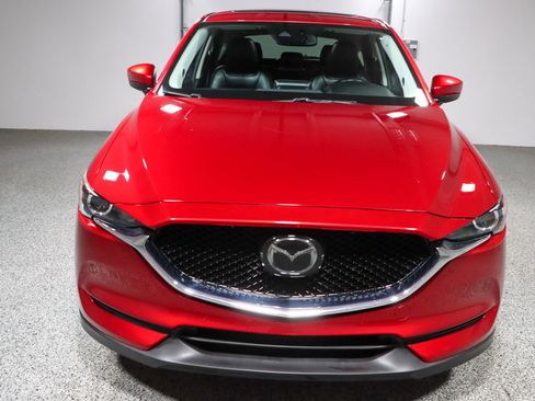 Used 2019 MAZDA CX-5 Touring image 4