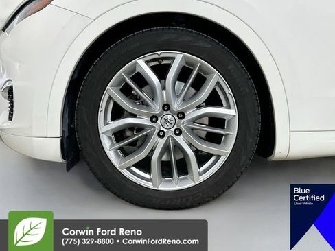Used 2022 Maserati Levante GT AWD/4WD image 34