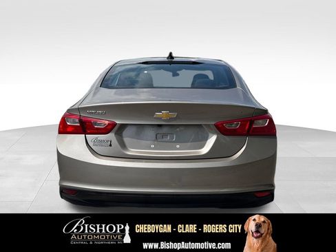 Used 2022 Chevrolet Malibu LS FWD image 10