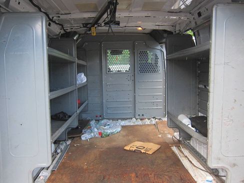 Used 2016 Ford Transit 250 130 Low Roof RWD image 14