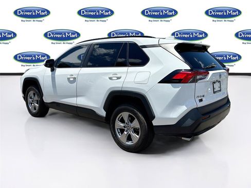 Used 2023 Toyota RAV4 XLE w/ Convenience Package FWD image 5