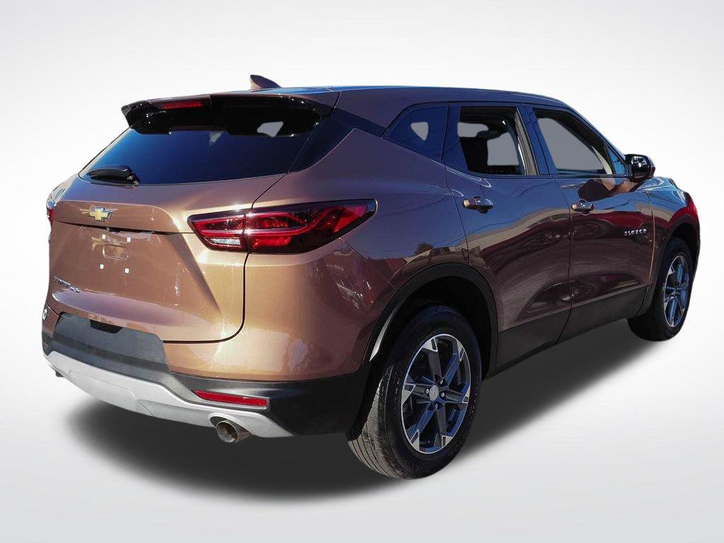 Certified 2023 Chevrolet Blazer LT AWD/4WD image 7