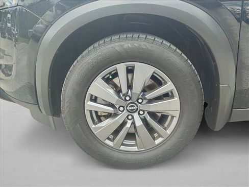 Used 2024 Nissan Pathfinder SV w/ Black Appearance Package AWD/4WD image 10