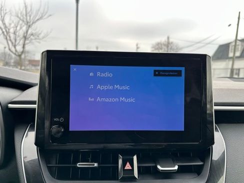 Used 2024 Toyota Corolla SE image 12