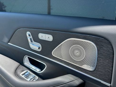 Used 2026 Mercedes-Benz GLS 450 4MATIC image 18