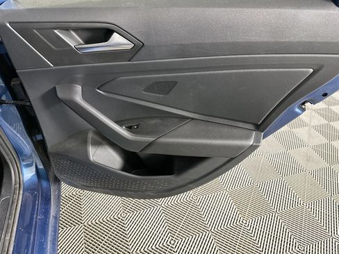 Used 2019 Volkswagen Jetta S image 30