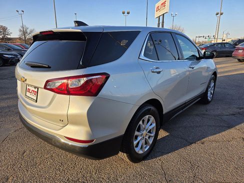 Used 2020 Chevrolet Equinox LT image 5