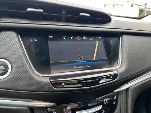 Used 2018 Cadillac XT5 Premium Luxury AWD/4WD image 30