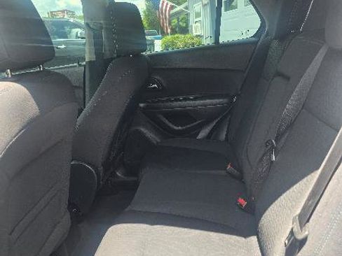 Used 2016 Chevrolet Trax LS AWD/4WD image 7