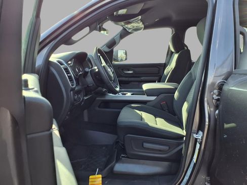 New 2026 RAM 1500 Express AWD/4WD image 21