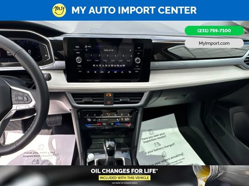 Used 2025 Volkswagen Taos SEL w/ Black Wheel Plus Package AWD/4WD image 20