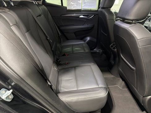 Used 2023 Buick Envision Essence image 22