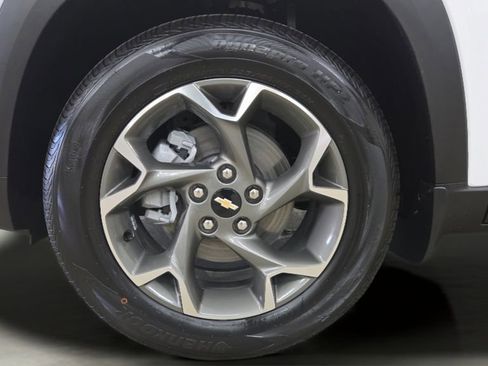 New 2026 Chevrolet Trax LT w/ Driver Confidence Package image 27