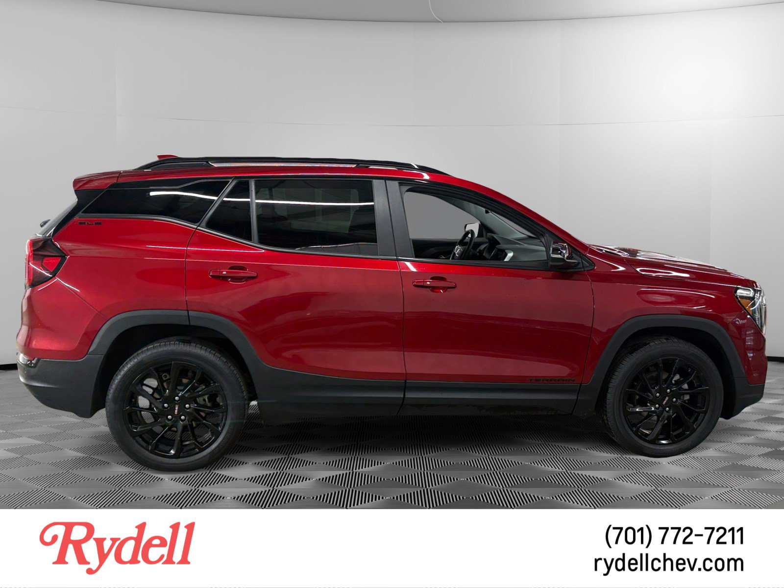 Used 2024 GMC Terrain SLE w/ Driver Convenience Package AWD/4WD image 6