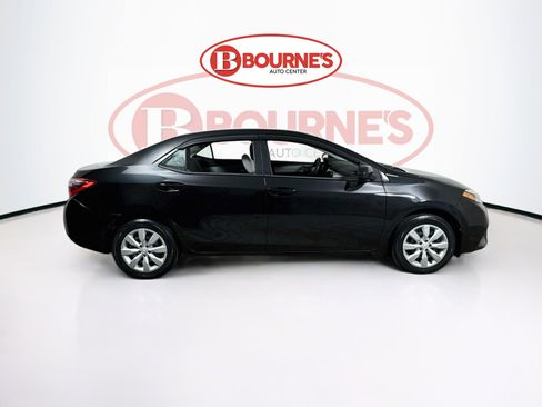 Used 2016 Toyota Corolla LE FWD image 9