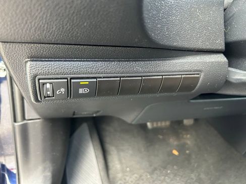 Certified 2023 Toyota Corolla SE image 17