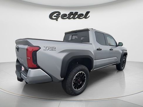 New 2026 Toyota Tacoma TRD Off-Road AWD/4WD image 9