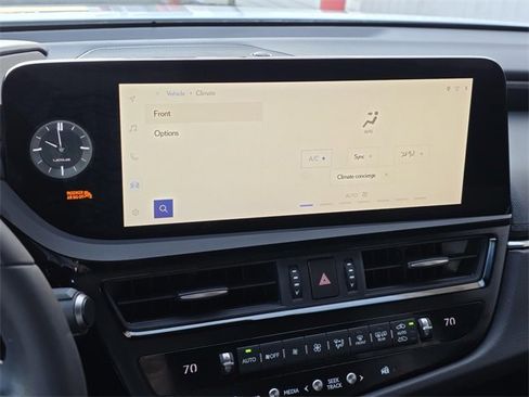 Certified 2023 Lexus ES 300h Ultra Luxury w/ Accessory Package (Z2) image 17