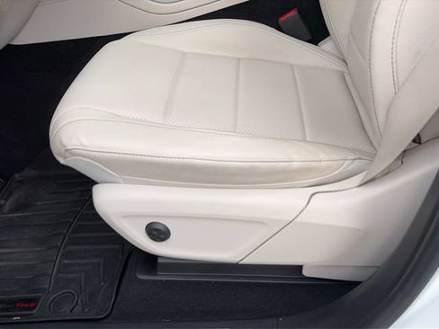 Used 2022 Mercedes-Benz GLE 350 image 19