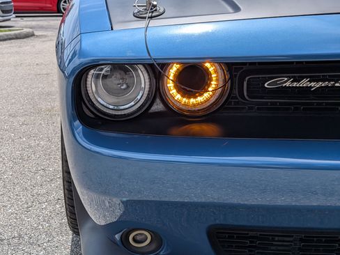 Used 2020 Dodge Challenger R/T Scat Pack RWD image 10