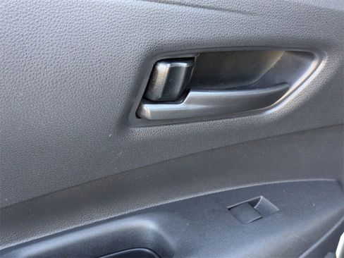 Used 2025 Toyota Corolla LE image 27