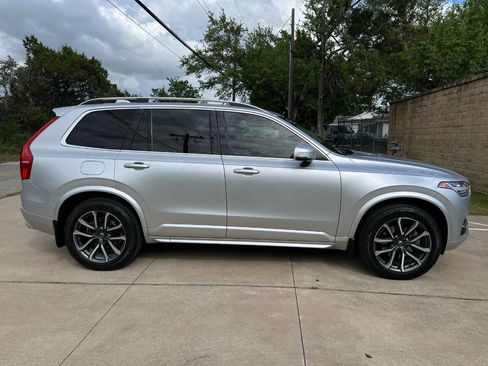 Used 2018 Volvo XC90 T6 Momentum w/ Convenience Package image 13