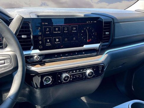 Used 2024 GMC Sierra 1500 Elevation AWD/4WD image 9