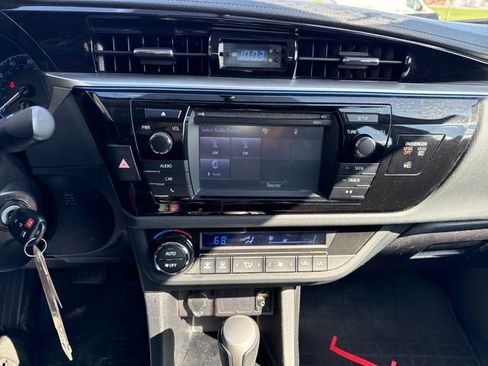 Used 2016 Toyota Corolla S image 25