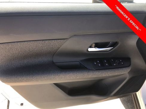 New 2025 Nissan Kicks SV w/ Illumination Package AWD/4WD image 13
