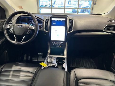 Used 2022 Ford Edge SEL w/ Convenience Package image 7