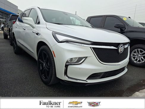 Certified 2023 Buick Enclave Essence w/ Experience Buick Package image 1