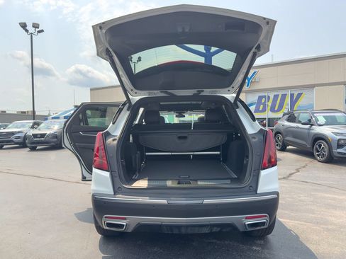 Used 2023 Cadillac XT5 Premium Luxury AWD/4WD image 16