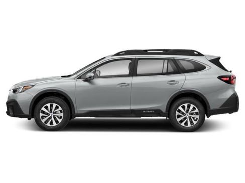 Used 2022 Subaru Outback Premium image 2