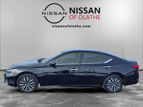 Certified 2025 Nissan Altima 2.5 SV image 20