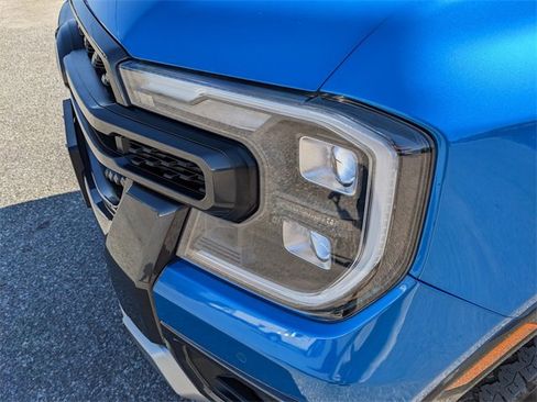 Certified 2024 Ford Ranger Lariat w/ FX4 Off-Road Package image 9