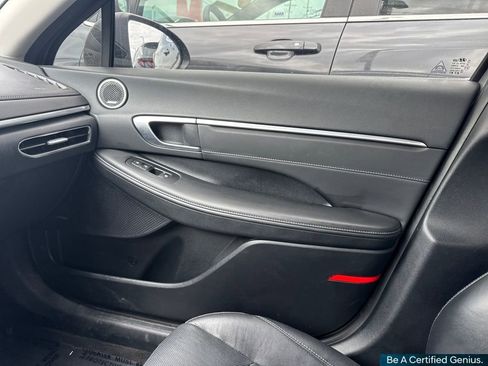 Certified 2022 Hyundai Sonata Limited w/ Cargo Package image 47