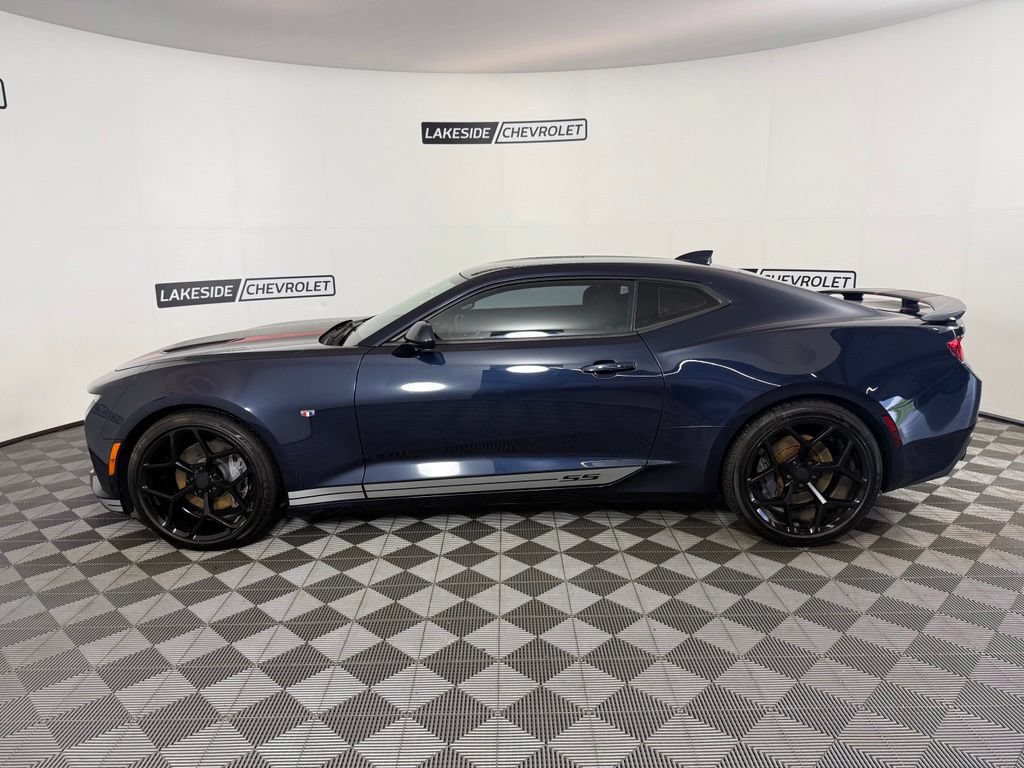 Used 2016 Chevrolet Camaro SS RWD image 3