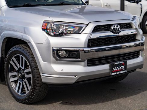 Used 2019 Toyota 4Runner SR5 image 6