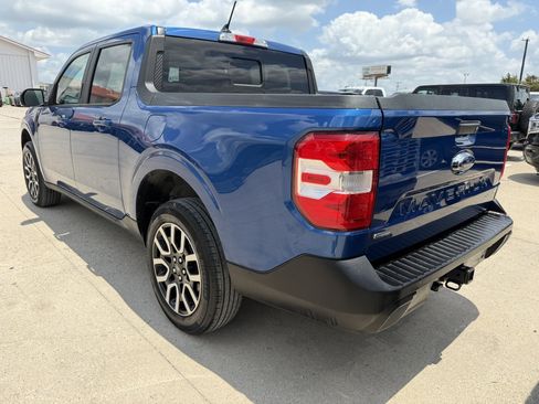 Used 2023 Ford Maverick Lariat w/ Lariat Luxury Package FWD image 2