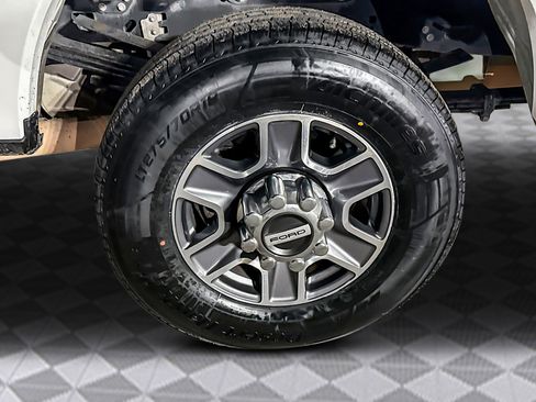 Used 2023 Ford F350 Lariat w/ Lariat Ultimate Package image 36