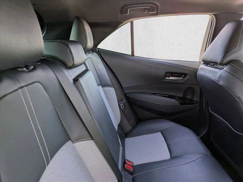 Certified 2021 Toyota Corolla XSE image 18