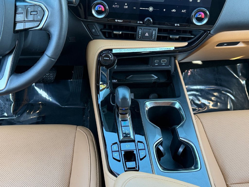 Certified 2025 Lexus NX 350 AWD w/ Accessory Package (2T) image 13