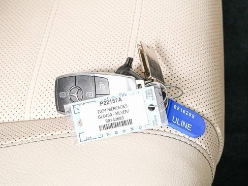 Used 2024 Mercedes-Benz GLE 450 4MATIC image 40