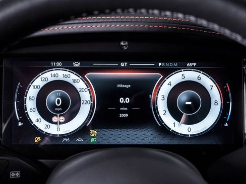 Used 2024 Aston Martin DB12 Coupe RWD image 27