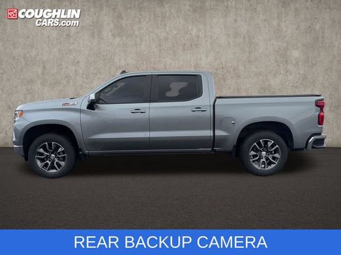 Used 2023 Chevrolet Silverado 1500 LT AWD/4WD image 5