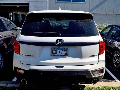 Used 2023 Honda Passport EX-L image 17