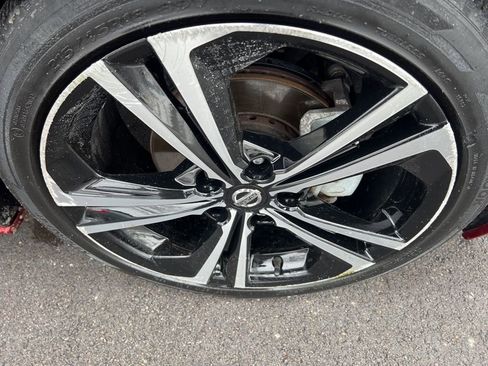 Certified 2023 Nissan Sentra SR w/ Trunk Package image 38